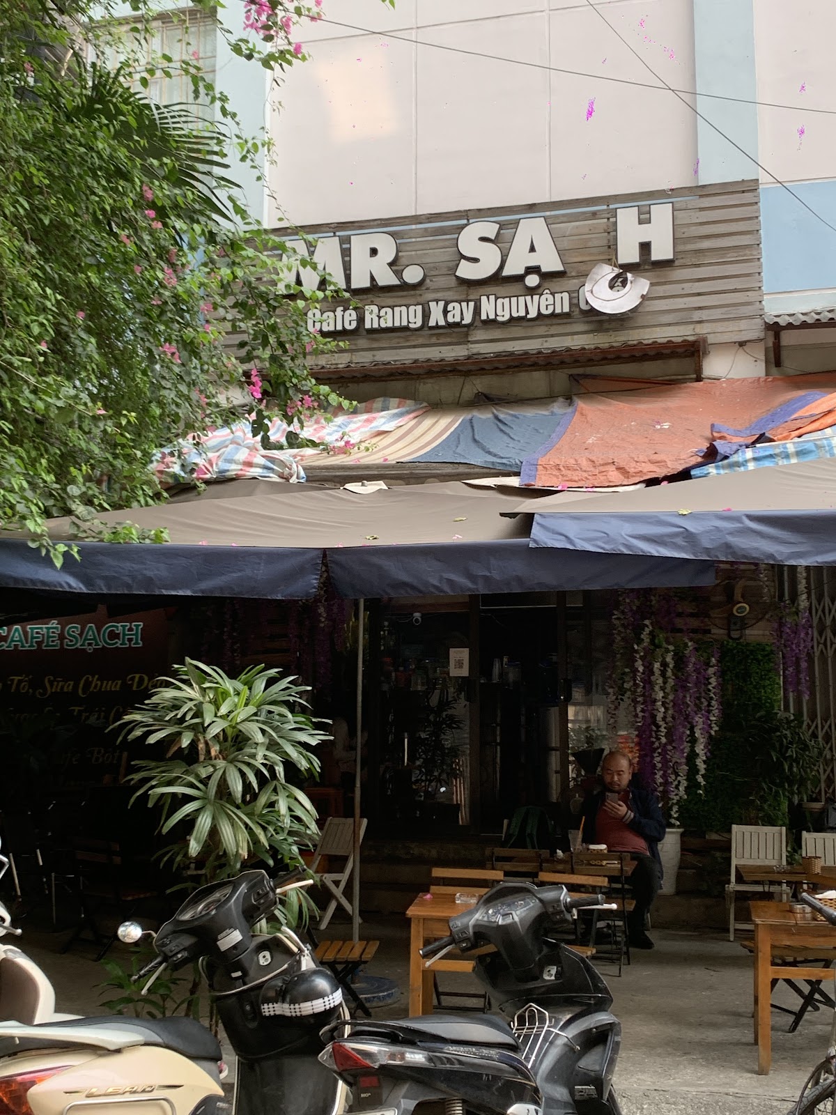 Review địa điểm Coffee Mr Sạch trên Google Maps