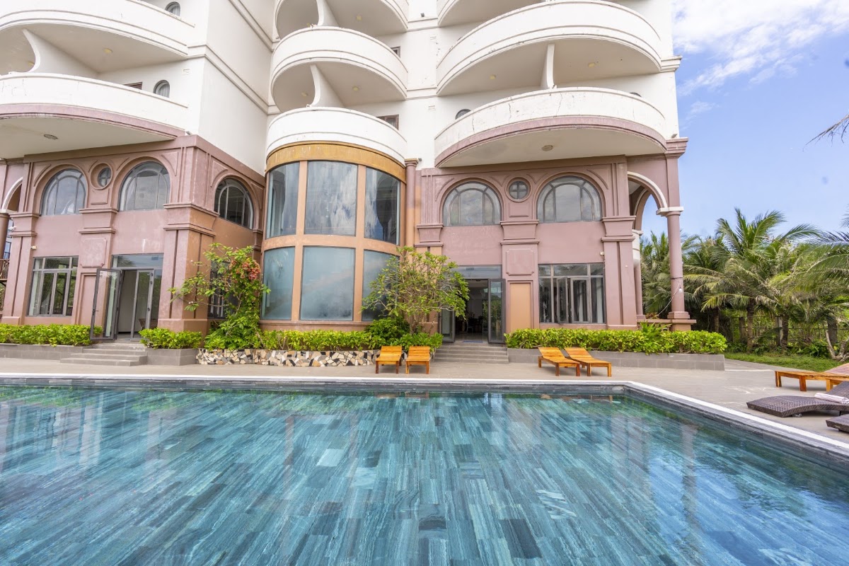 Review địa điểm Maris Beach Hotel trên Google Maps