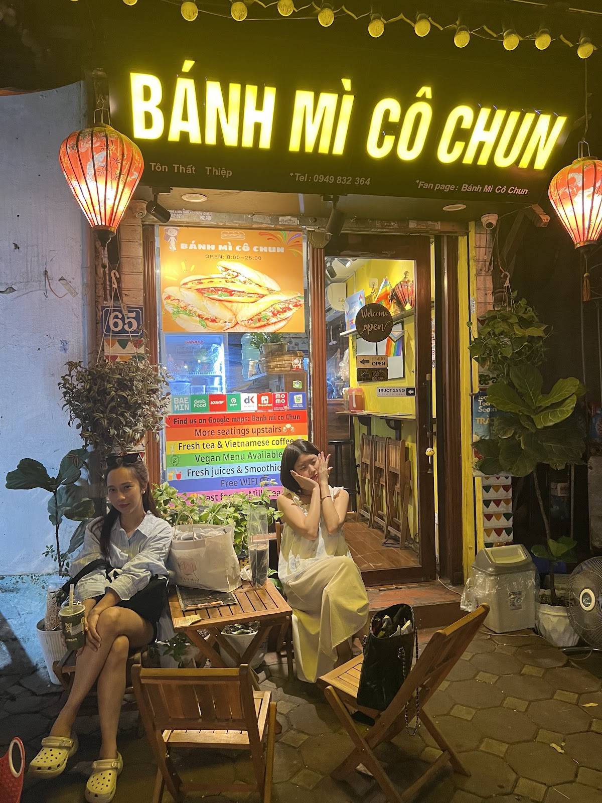 Review Bánh mì cô Chun on Google Maps