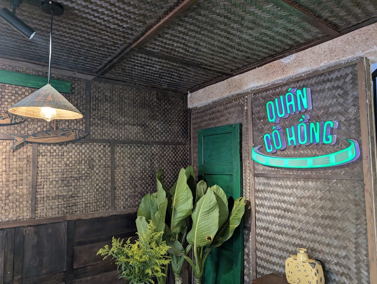 Review địa điểm Quán Cô Hồng - Đặc sản Đà Nẵng (cơ sở 1) trên Google Maps