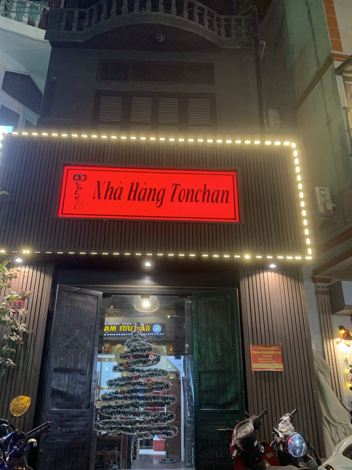 Review địa điểm Tonchan Japanese Restaurant trên Google Maps
