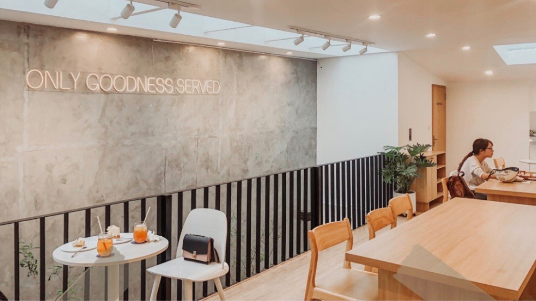 Review địa điểm C’est Si Bon trên Google Maps