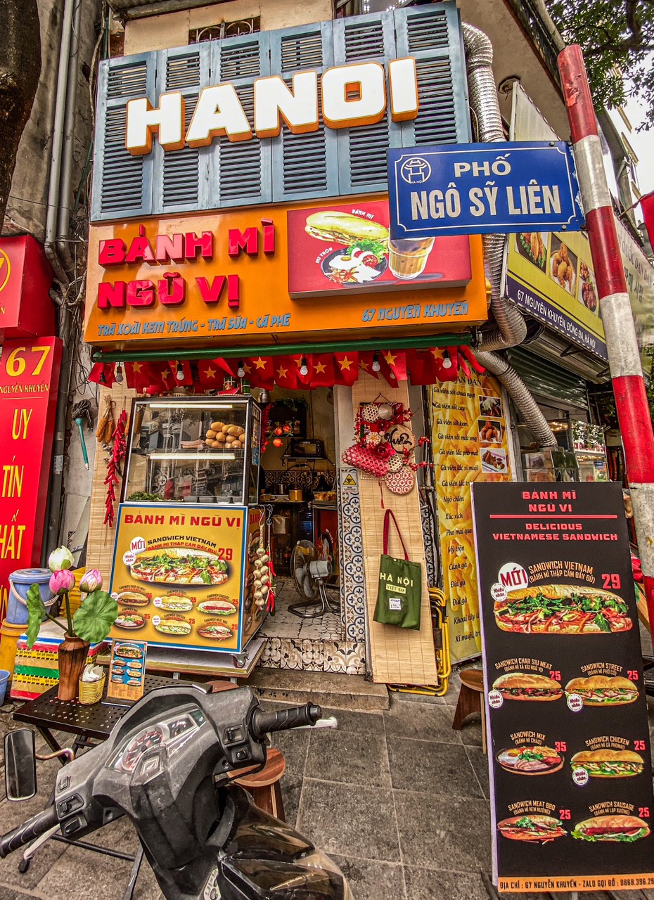 Review Bánh Mì Ngũ Vị - Mỳ Trộn Chấm - 67 Nguyễn Khuyến on Google Maps
